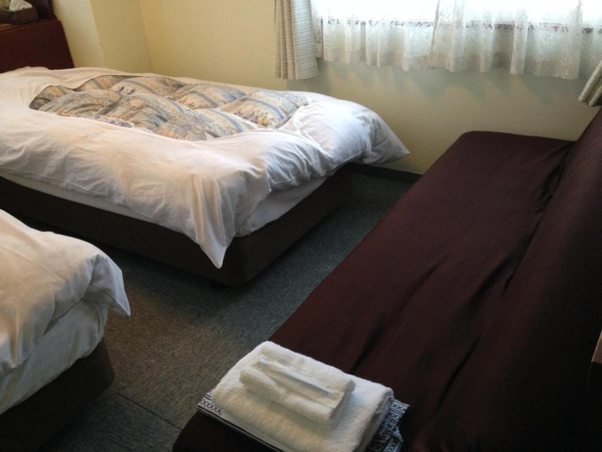 Community House Tyrolien Hotel Hakuba Szoba fotó