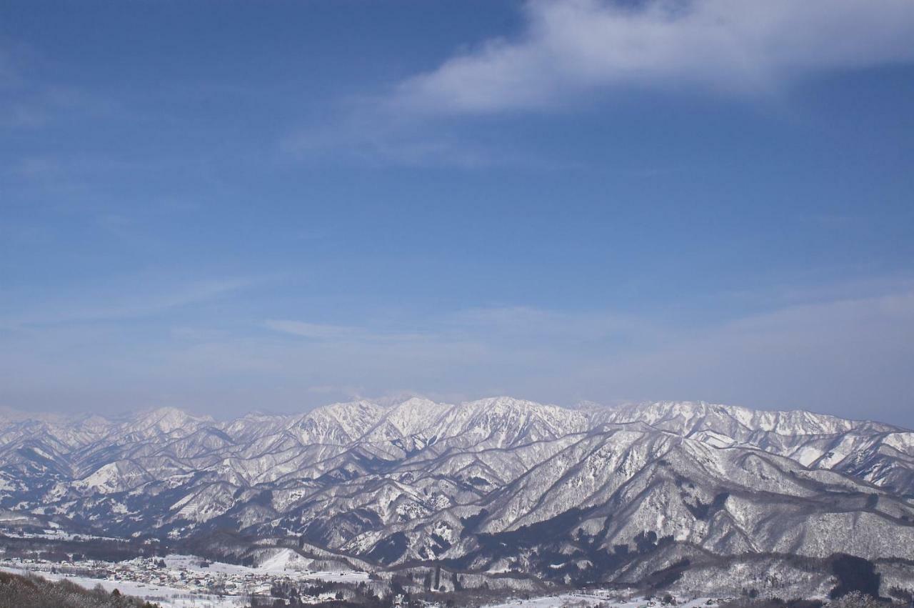 Community House Tyrolien Hotel Hakuba Kültér fotó