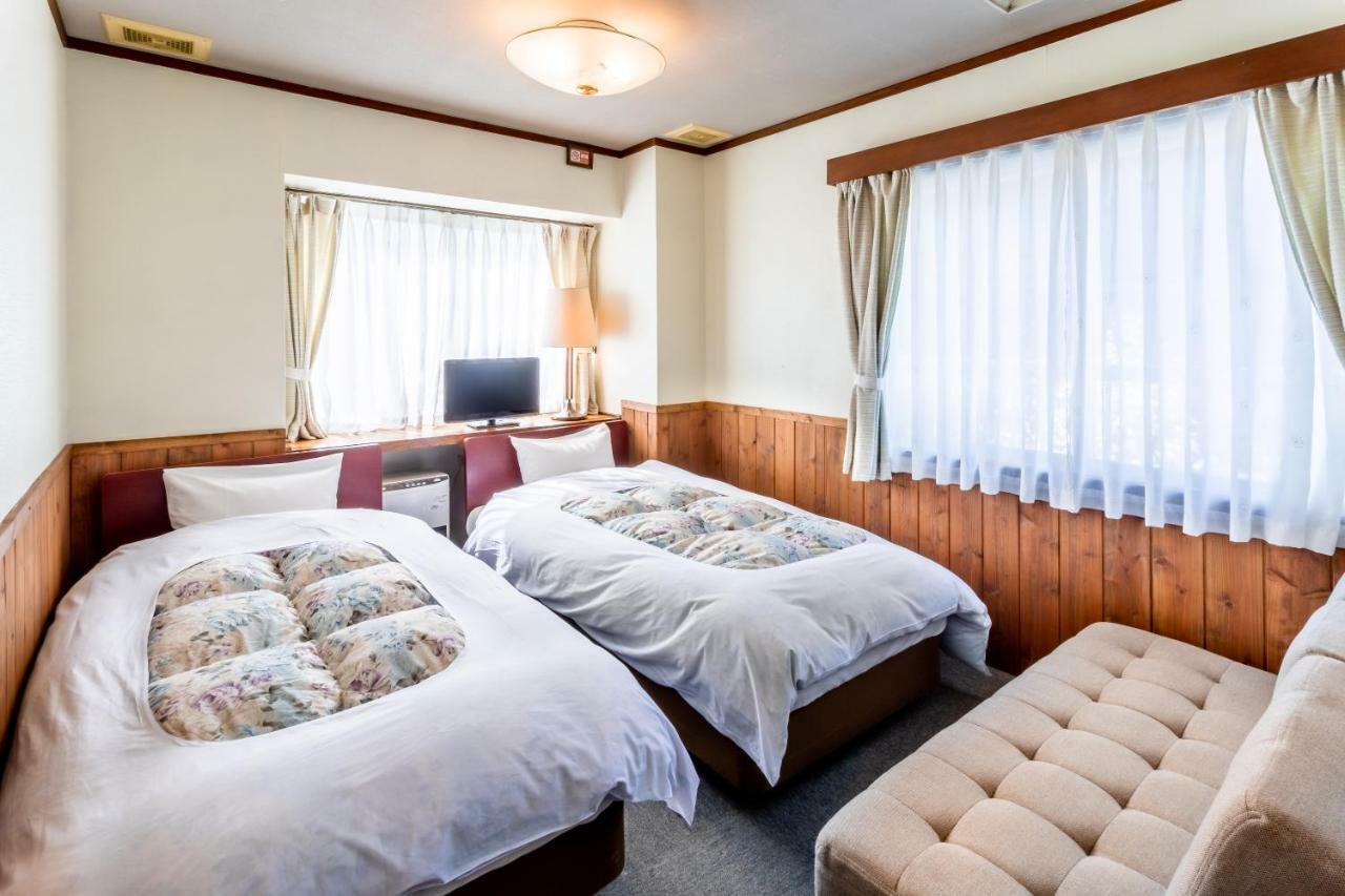 Community House Tyrolien Hotel Hakuba Kültér fotó